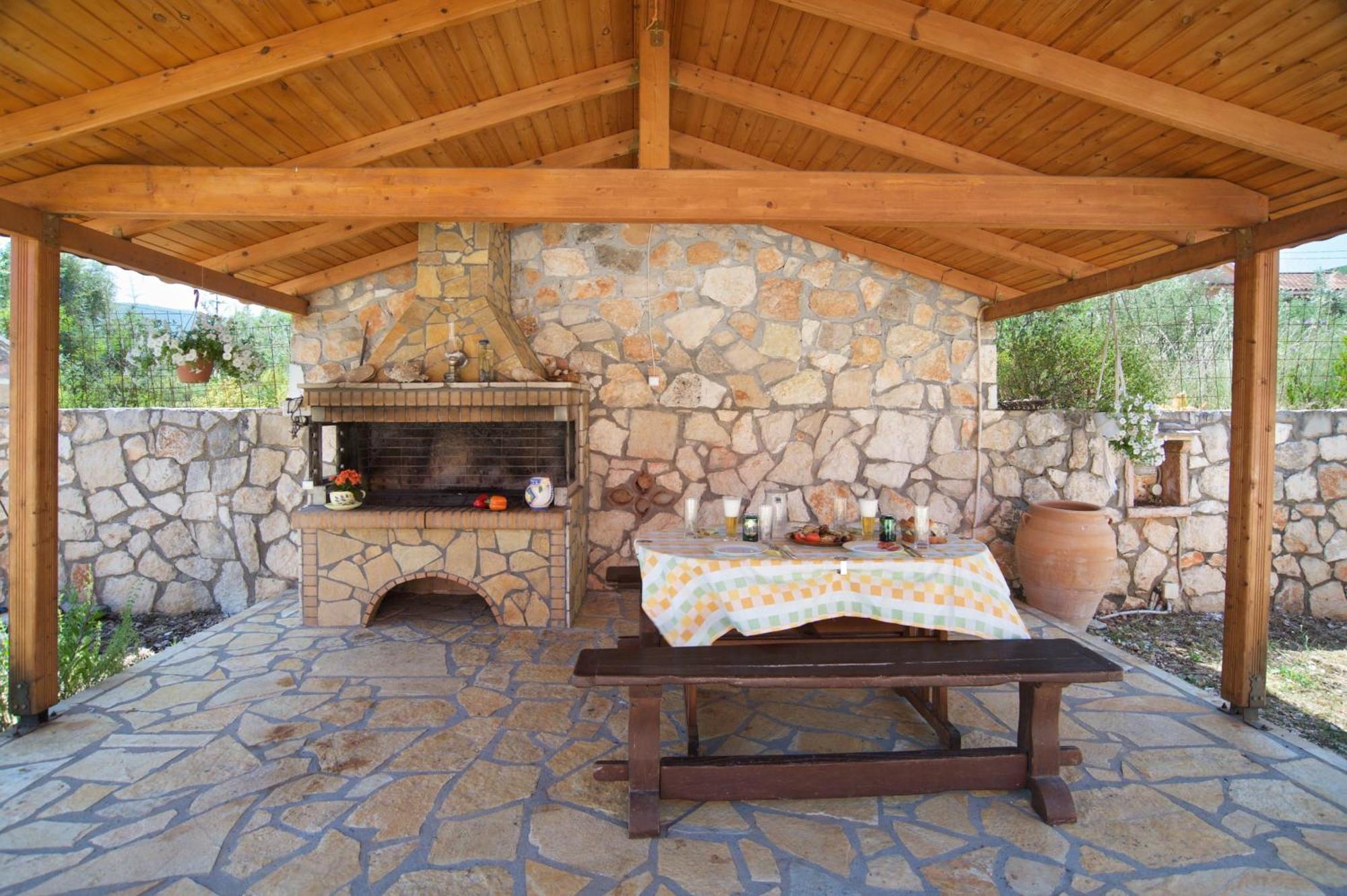 Iliachtides Villas Karavomylos Exterior foto