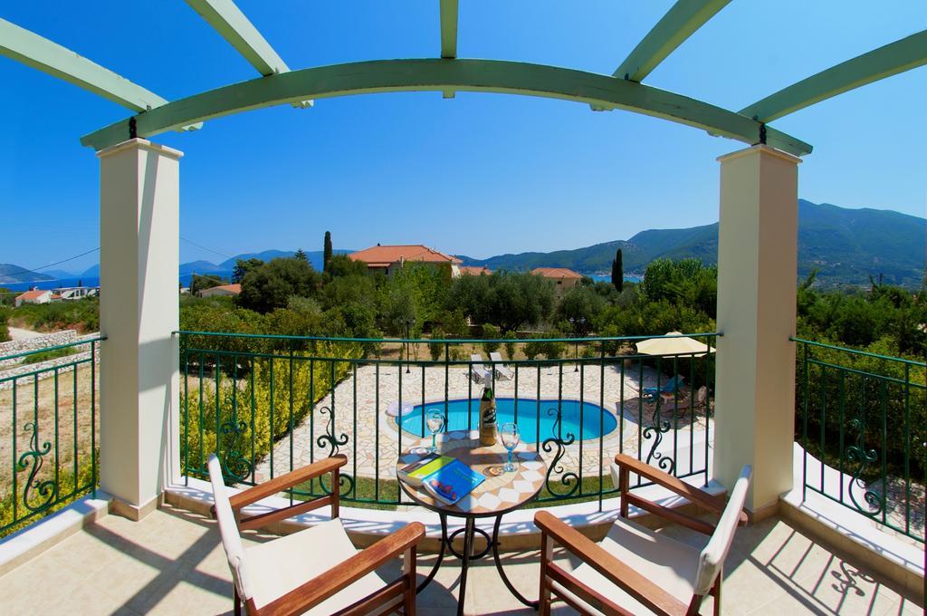 Iliachtides Villas Karavomylos Zimmer foto
